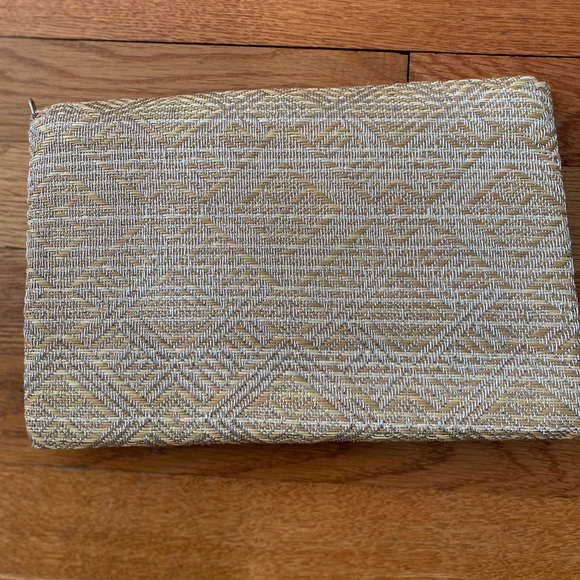 Stella & Dot City Slim Natural Clutch- never used - Picture 5 of 5